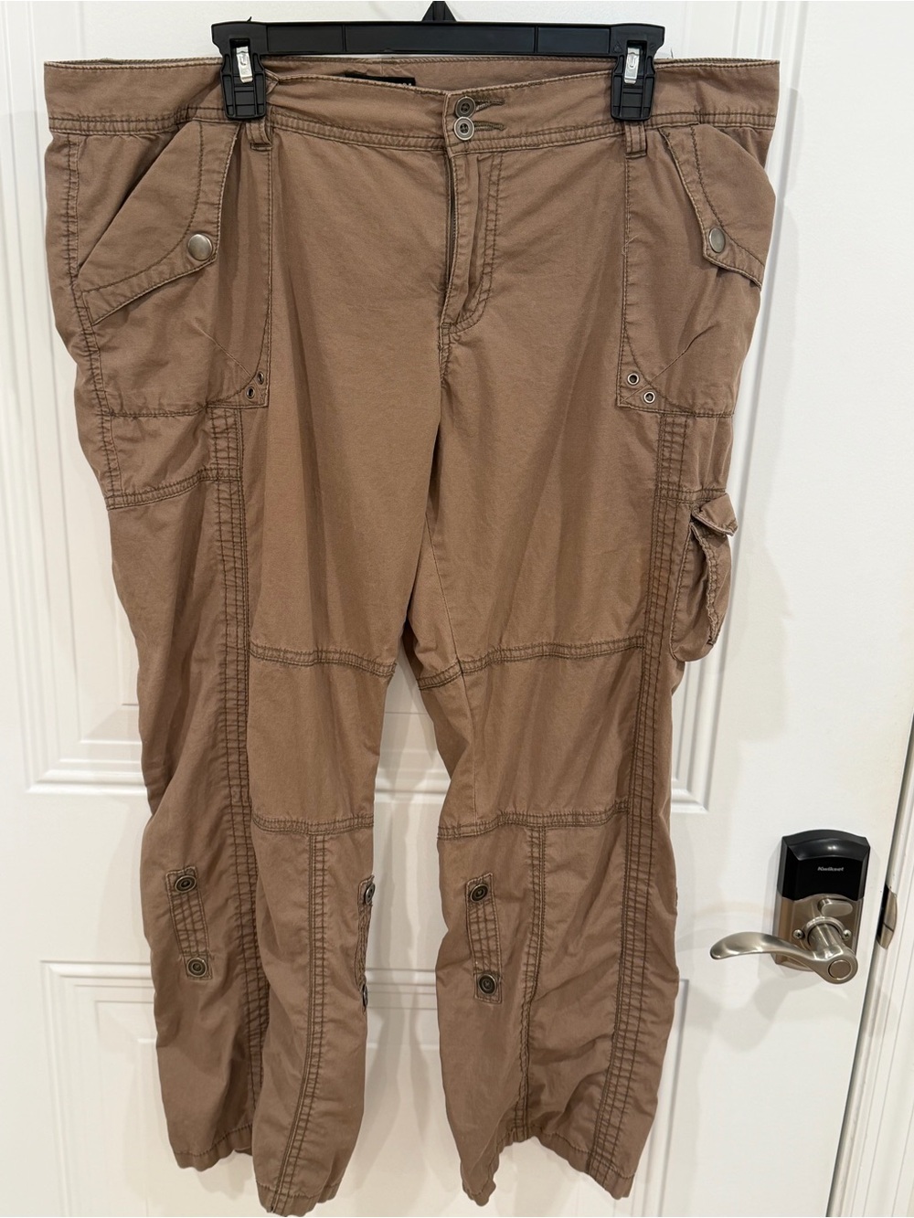 Women’s Brown Cargo Pants